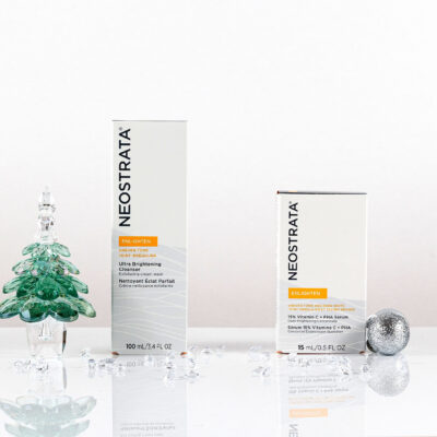 Ultra Brightening Cleanser 100ml and 15% Vitamin C + PHA Serum 15ml in the NEOSTRATA Brightening Gift Set