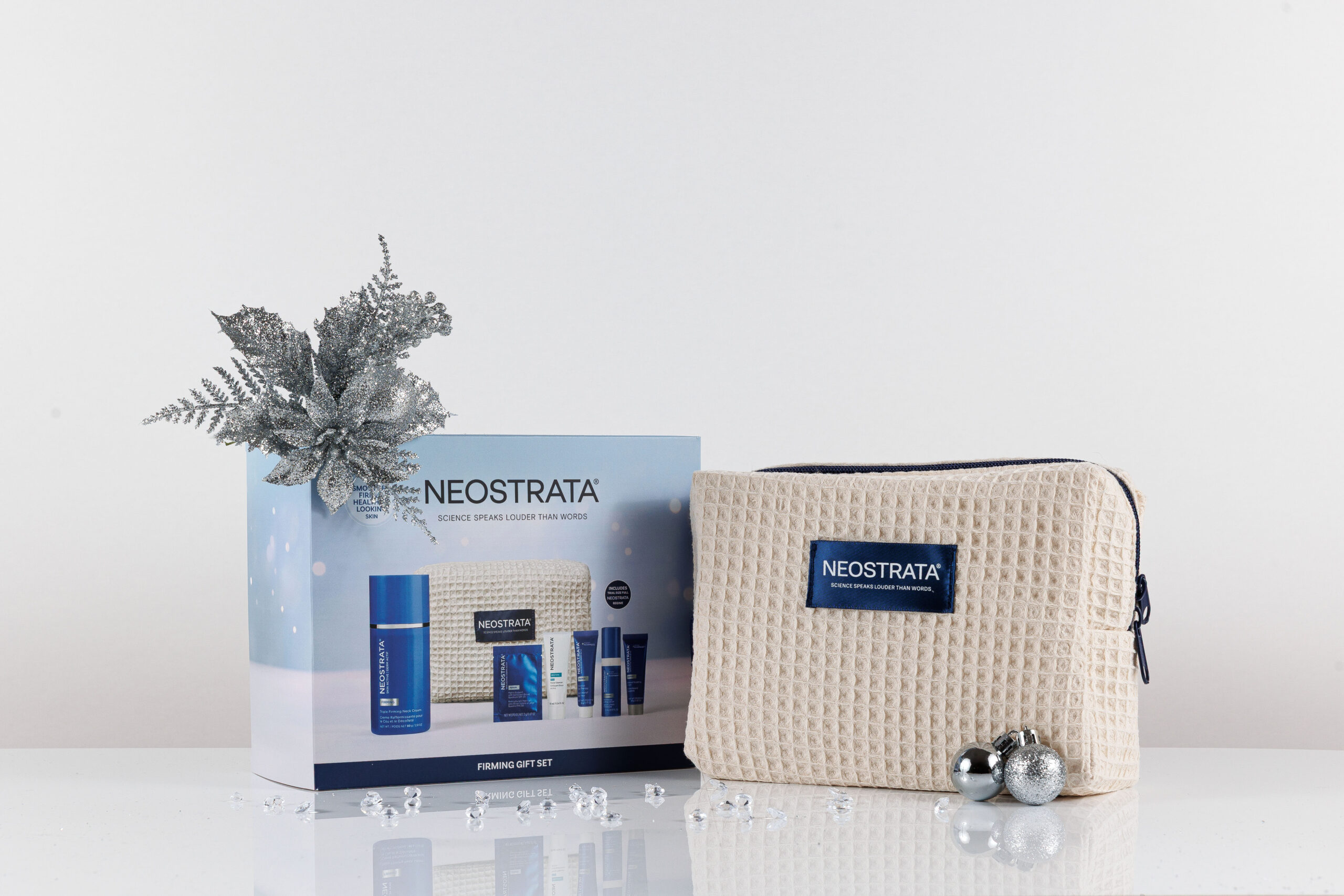 NEOSTRATA Firming Gift Set gift box and cream beauty bag